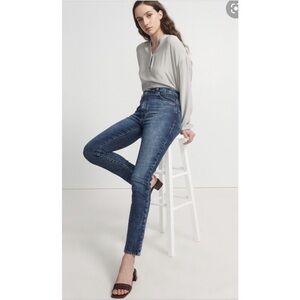 J BRAND 1212 Runway Amica Super High Rise Slim Straight Blue Jeans  Size 31.